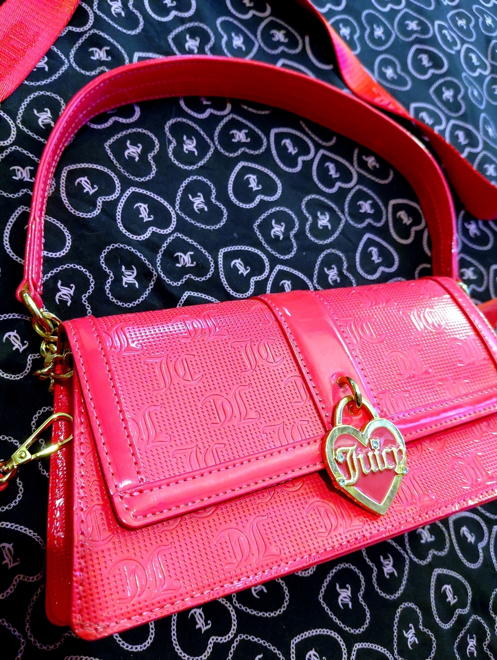 Juicy Couture Vinyl Magenta Pink Multi Strap Handbag Heart Locket Purse